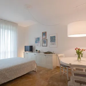 https://marte-87.it-tuscanyhotel.com